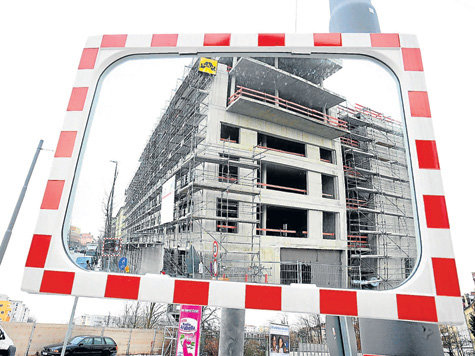 Der Rohbau der "Medienfabrik" zwischen Ganghofer- und Ridlerstra&szlig;e auf der Theresienh&ouml;he ist fast fertig. Bald soll der neue &bdquo;Kreativ-Standort&ldquo; in M&uuml;nchen einzugsbereit sein.