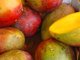 Mango: Der Superstar unter den exotischen Fr&uuml;chten. Sie sch&uuml;tzt vor Umweltschadstoffen, UV-Strahlen, erh&auml;lt die Sommerbr&auml;une, st&auml;rkt den Kreislauf und die Nerven