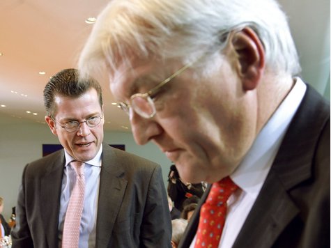Karl-Theodor zu Guttenberg, Frank-Walter Steinmeier Karl-Theodor zu Guttenberg, Frank-Walter Steinmeier