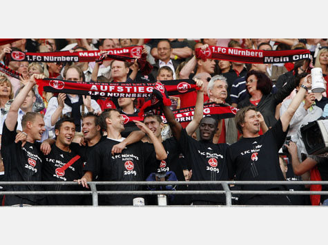 1. FC N&uuml;rnberg feiert den Aufstieg