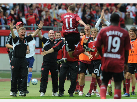 1. FC N&uuml;rnberg feiert den Aufstieg
