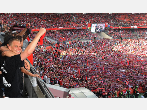 1. FC N&uuml;rnberg feiert den Aufstieg