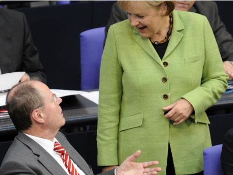 Wo kann man sparen? Merkel und Steinbrück suchen nach einer Lösung. Wo kann man sparen? Merkel und Steinbrück suchen nach einer Lösung.