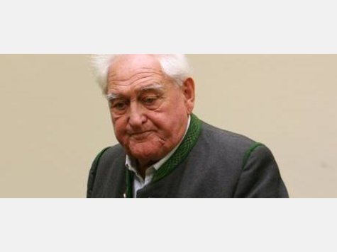 Der angeklagte Josef Scheungraber. Der angeklagte Josef Scheungraber.