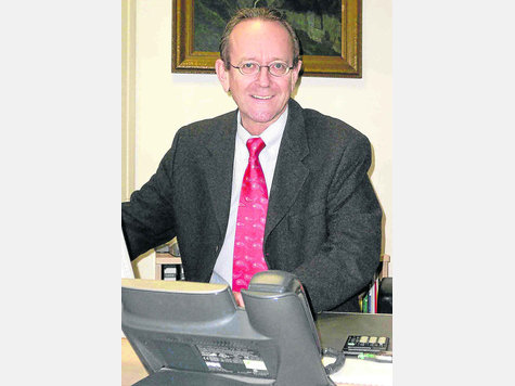Peter Huber wird neuer Schulamtsleiter im Landkreis Miesbach. Peter Huber wird neuer Schulamtsleiter im Landkreis Miesbach.