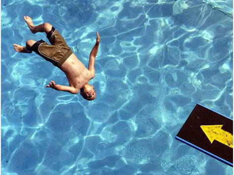 Sprung ins Wasser Ferien Sprung ins Wasser Ferien