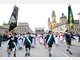 Der Trachten- und Sch&uuml;tzenzug zum Oktoberfest