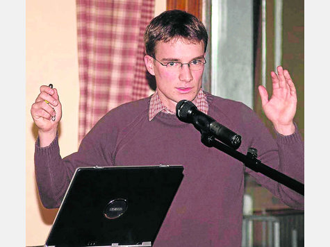 Enttäuscht vom Straßenbauamt: Philipp Goldner. Foto: jro Enttäuscht vom Straßenbauamt: Philipp Goldner. Foto: jro