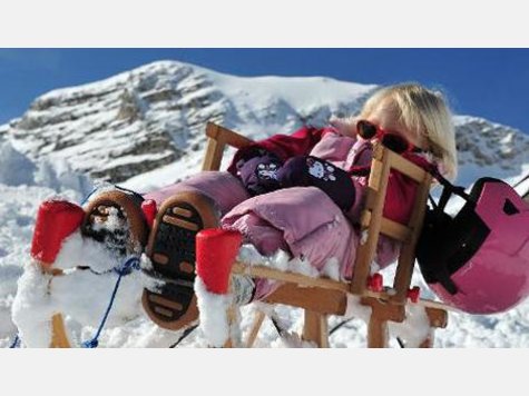 Kind Schlitten Schnee Kind Schlitten Schnee