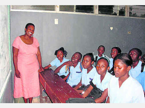 Marie-Jos&eacute;e Laguerre hilft seit Jahren Kindern in Haiti.