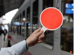 Radio: Vogtlandbahn lässt 100 Schüler am Bahnsteig stehen
