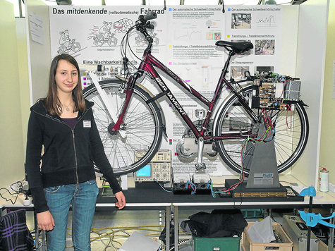 Patricia Skowronek konstruiert ein Fahrrad, das das Bergauffahren automatisch erleichtert. Foto: tb Patricia Skowronek konstruiert ein Fahrrad, das das Bergauffahren automatisch erleichtert. Foto: tb