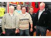 Die Verantwortlichen der Hechendorfer Feuerwehr (v.l.): Ulrich Blecha (Kassier), Benjamin Gr&uuml;tze (Schriftf&uuml;hrer), Michael Ginder (stellvertretender Vorsitzender), Alexander Fischer (Beisitzer) und Alexander von Dehn (Vorsitzender). Foto: jaksch