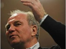 FC Bayern München im Dialog mit den Fans - Präsident Uli Hoeneß zufrieden