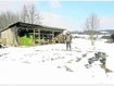 V&ouml;llig abgebrannt ist das Betriebsgeb&auml;ude der G&auml;rtnerei Hodersberg. Andi Landshammer steht auf den Grundmauern. F: opb