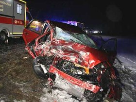 Frontal-Crash: Autofahrer (51)&nbsp;schwer verletzt