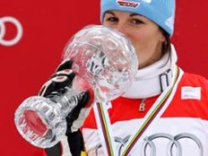 Skifahrerin Kathrin Hölzl Kolumne: Diese Kugel macht mich sehr stolz…