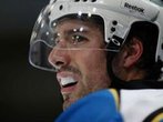 EHC München: Kapitän Chris Bahen und die Zähne
