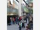 iPad-Wahnsinn: Schlange stehen vor dem Apple-Shop