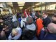 iPad-Wahnsinn: Schlange stehen vor dem Apple-Shop
