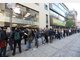 iPad-Wahnsinn: Schlange stehen vor dem Apple-Shop