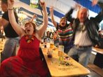 "Deutschlaaaand!: Public Viewing im Festzelt in Schongau