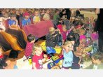 100 tropfnasse Kindergarten-Kinder: Wandertag in Wang endet im Platzregen 100 tropfnasse Kindergarten-Kinder: Wandertag in Wang endet im Platzregen