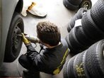 ADAC: Preisvergleich zahlt sich aus. Wechseln und Wuchten bis zu 160 Euro