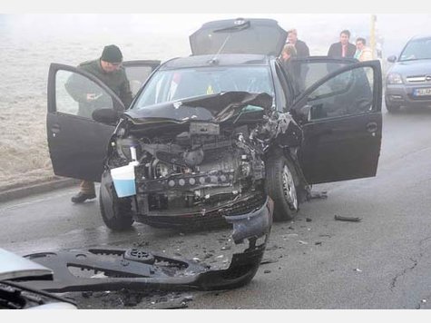 Schwerer Nebel-Unfall bei Hampersdorf
