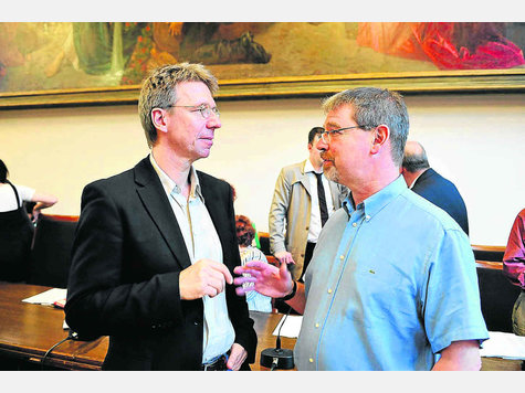 Nicht immer auf gleichem Kurs: Grünen-Fraktionschef Siegfried Benker (l.) und sein SPD-Gegenüber Alexander Reissl. ms Nicht immer auf gleichem Kurs: Grünen-Fraktionschef Siegfried Benker (l.) und sein SPD-Gegenüber Alexander Reissl. ms