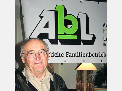 Auf Einladung der AbL referierte Dr. Hansj&ouml;rg Walther &uuml;ber Gentransfer. Foto: macht