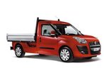 Fiat Doblò Cargo jetzt auch als Pritschenwagen