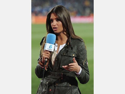 Die deutsche Sportberichterstattung wird immer heißer. Immer mehr Fernsehsender schicken ihre schönen Reporterinnen ins Getümmel. Wir zeigen Ihnen die hübschesten. Die deutsche Sportberichterstattung wird immer heißer. Immer mehr Fernsehsender schicken ihre schönen Reporterinnen ins Getümmel. Wir zeigen Ihnen die hübschesten.