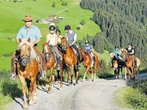 Ein Almritt ist der Höhepunkt beim Reiterurlaub in der Wildschönau