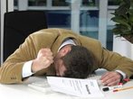 Bewegung am Arbeitsplatz schützt vor Verspannung