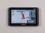 ADAC Navigationsgeräte im Test Gefahr große Displays