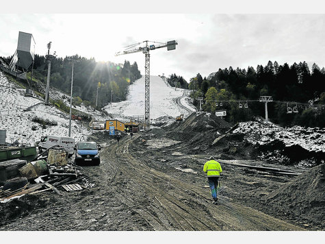 Es wurde viel (Geld) bewegt: Für die Alpinen Ski-Weltmeisterschaften im Februar 2011 errichtete die Marktgemeinde Garmisch-Partenkirchen unter anderem einen neuen Sessellift für den Slalomhang Gudiberg. Foto: Archiv Sehr Es wurde viel (Geld) bewegt: Für die Alpinen Ski-Weltmeisterschaften im Februar 2011 errichtete die Marktgemeinde Garmisch-Partenkirchen unter anderem einen neuen Sessellift für den Slalomhang Gudiberg. Foto: Archiv Sehr