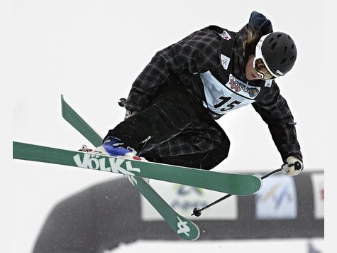Sarah Burke (&dagger;29): Fotos aus dem riskoreichen Leben der Ski-Freestylerin