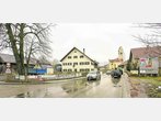 Im Peißenberger Schilderwald wird die Axt angesetzt