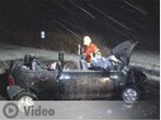 Frontalzusammenstoß bei Schnee in Anzing: Frau in Lebensgefahr