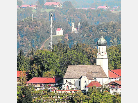 Zwischen Gaißach und Tölz steht der Mast, der für den Tetrafunk vorgesehen ist. Die Suche nach Alternativen läuft. mk Zwischen Gaißach und Tölz steht der Mast, der für den Tetrafunk vorgesehen ist. Die Suche nach Alternativen läuft. mk