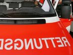 BMW-Fahrerin fährt einen Schüler an - und flieht