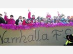 800 Narren ziehen mit beim Faschingszug in Unterschleißheim