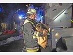 Dackel in letzter Sekunde aus Feuer gerettet