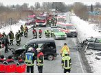 Unfall auf der B318: Fünf Personen werden verletzt