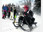 Rodler trotzen der Eiseskälte