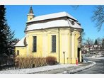Guckloch ermöglicht den Blick in Schongauer Heiligkreuzkapelle