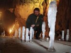 Wasser und Frost bilden Turbo-Stalagmiten aus Eis