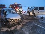 Drei Personen bei schwerem Unfall in Hofheim verletzt
