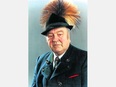 B&ouml;bings Altb&uuml;rgermeister Johann Deschler ist im Alter von fast 90 Jahren gestorben.